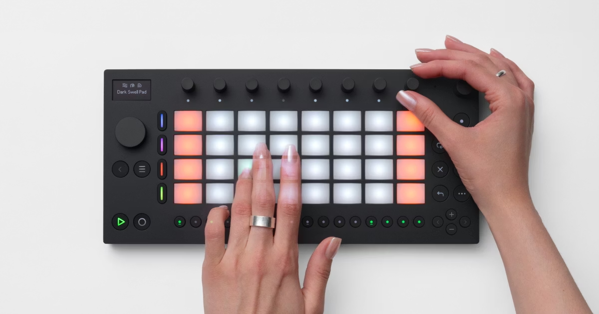 Move — 直感的な音楽制作のためのポータブルなガジェット | Ableton